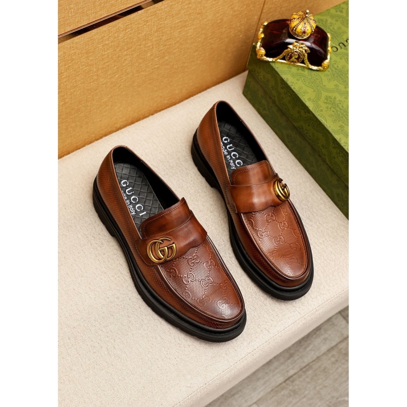 G*u*i leather shoes